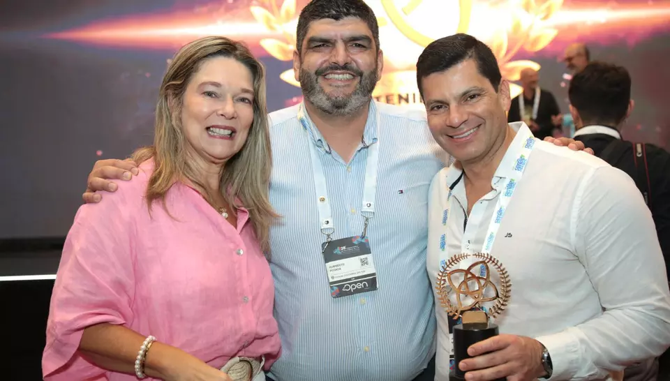 En Cúcuta, fue premiada por su gestión integral de residuos y por Integra 100, programa que promueve la inclusión laboral de personas con restricciones médicas.