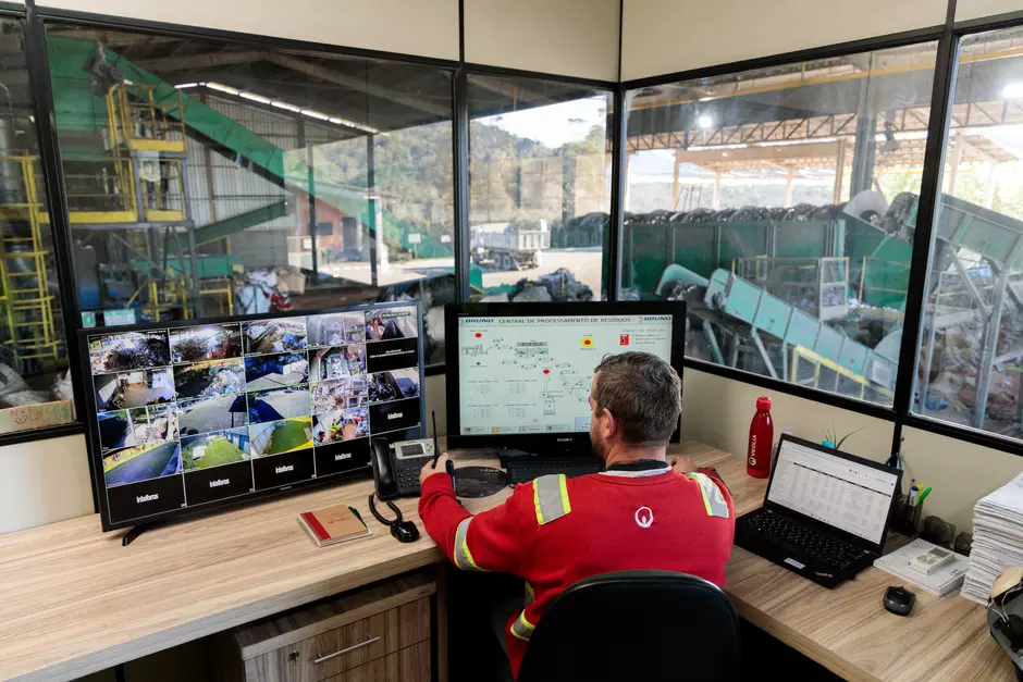 Monitoreo digital de operaciones Hubgrade